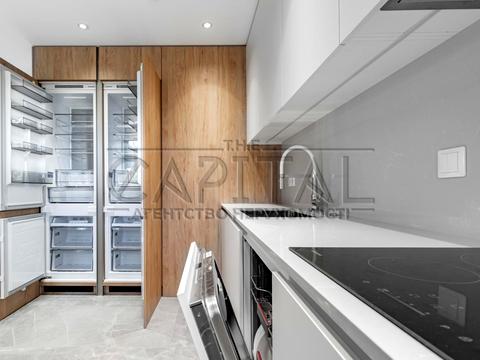 будинок за адресою с. Вишеньки, абрикосова, 1