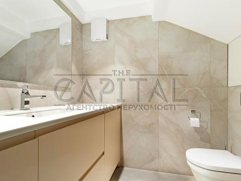 будинок за адресою с. Вишеньки, абрикосова, 1