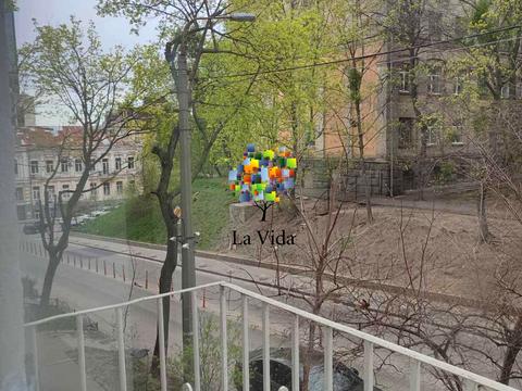 квартира за адресою Лабораторний пров., 2/11