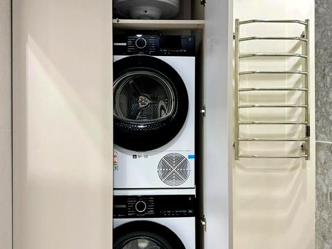 квартира за адресою Дніпровська набережна вул., 17-К