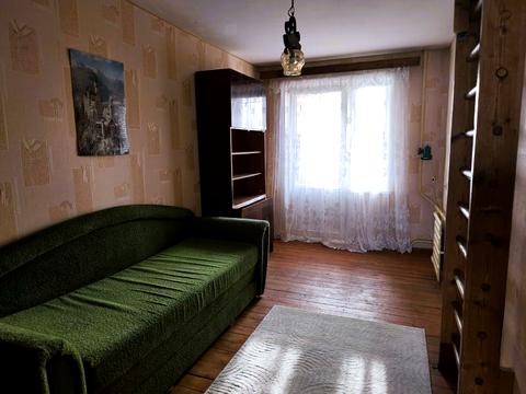 квартира за адресою Богатирська вул., 4