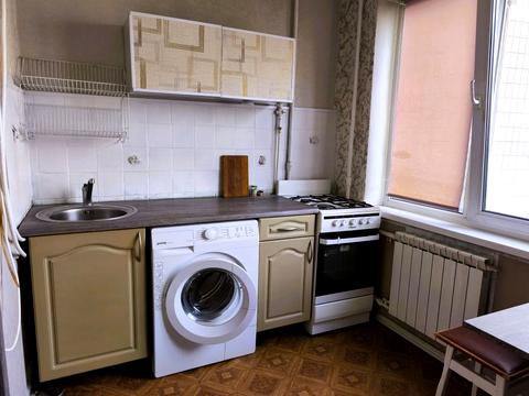 квартира за адресою Богатирська вул., 4