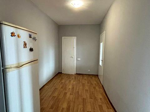 квартира за адресою Дніпровська набережна вул., 19-В