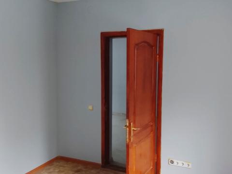 комерційна за адресою Пирогівський Шлях вул. (Червонопрапорна), 34