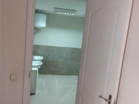 комерційна за адресою Пирогівський Шлях вул. (Червонопрапорна), 34