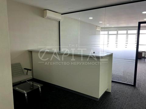 комерційна за адресою Кловський узвіз, 7а