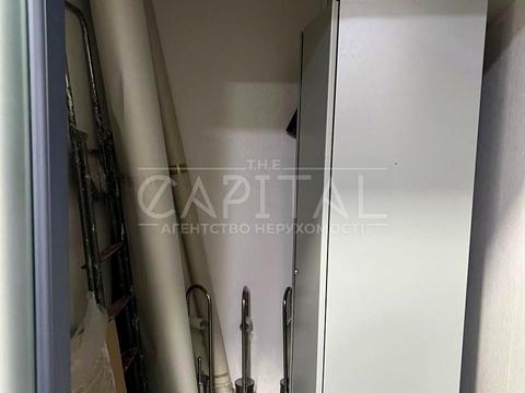 комерційна за адресою Кловський узвіз, 7а