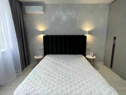 квартира по адресу Олександра Олеся ул., 4-А