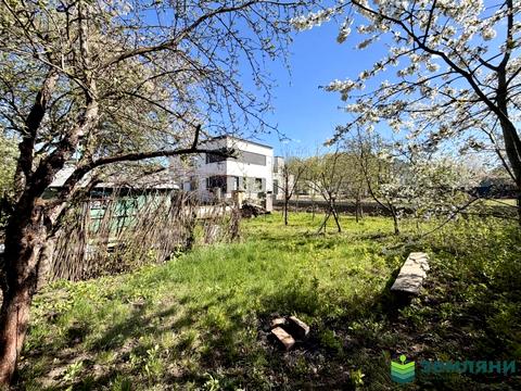 ділянка за адресою Володимира Івасюка вул.