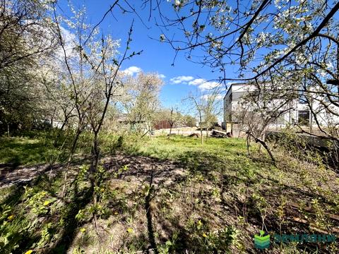 ділянка за адресою Володимира Івасюка вул.