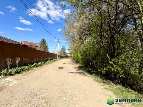 ділянка за адресою Володимира Івасюка вул.