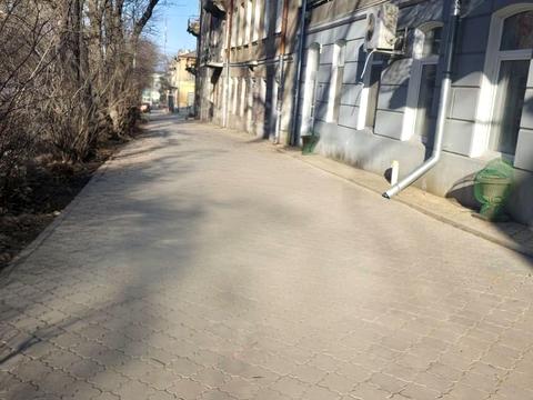 комерційна за адресою Пастера вул., 21