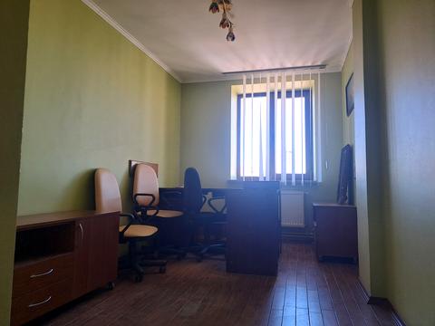 комерційна за адресою Гетьмана Сагайдачного вул., 8