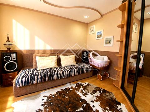 дом по адресу Набережна