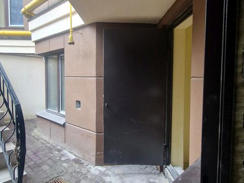 комерційна за адресою Мартинова просп., 8