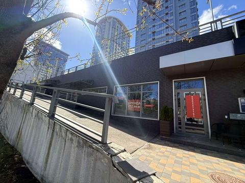 коммерческая по адресу Трускавецкая ул., 4-Б