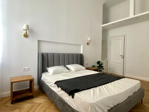 квартира за адресою Круглоуніверситетська вул., 14