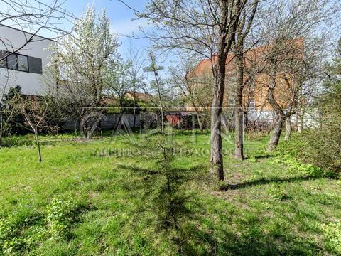 будинок за адресою Сунична вул., 136