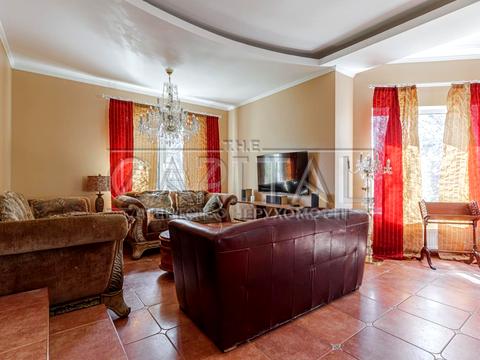 будинок за адресою Сунична вул., 136