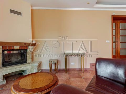 будинок за адресою Сунична вул., 136