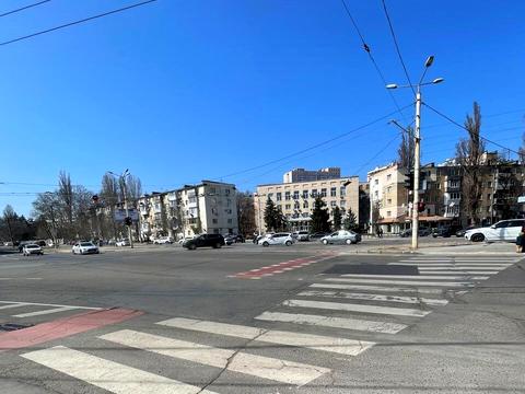 комерційна за адресою Лесі Українки просп. (Гагаріна), 23