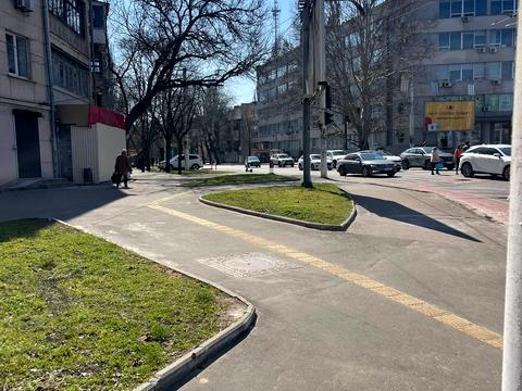 комерційна за адресою Лесі Українки просп. (Гагаріна), 25