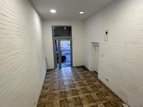 комерційна за адресою Володимира Антоновича вул. (), 12