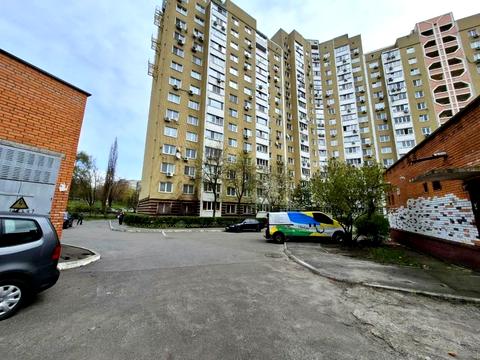 квартира за адресою Машинобудівна вул., 21