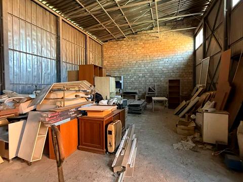 комерційна за адресою Юрківська вул., 9