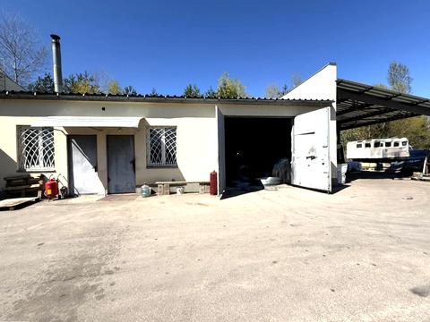 комерційна за адресою Юрківська вул., 9