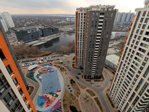 коммерческая по адресу Днепровская набережная ул., 18-Б