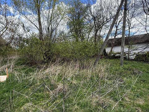 участок по адресу Тараса Шевченка