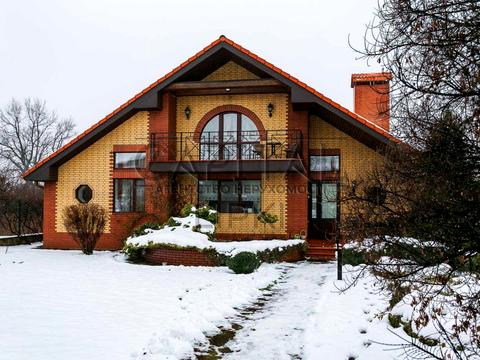 будинок за адресою вул. Лугова, 15
