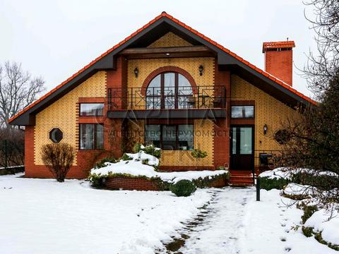 дом по адресу вул. Лугова, 15