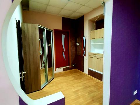 комерційна за адресою Новобузька вул., 238