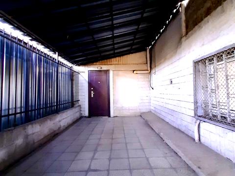 комерційна за адресою Новобузька вул., 238