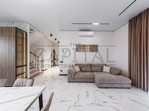 будинок за адресою с. Крюківщина, Привітна