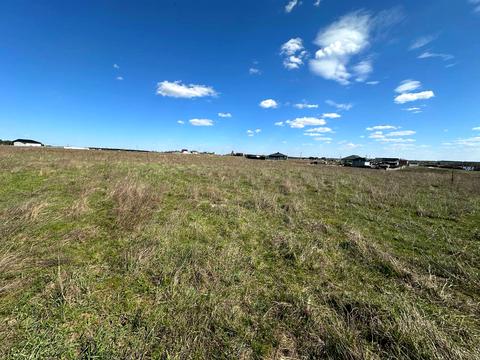 участок по адресу Наталії Ужвій