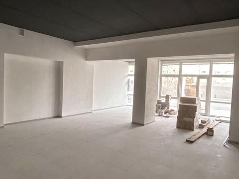 комерційна за адресою Отця Івана Блавацького вул., 18 к1