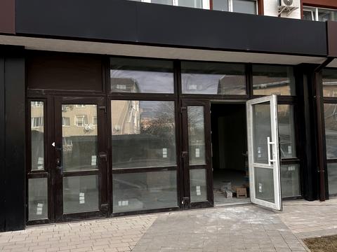 комерційна за адресою Отця Івана Блавацького вул., 18 к1