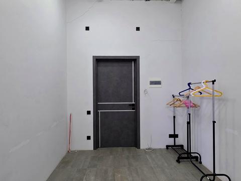 комерційна за адресою Садова вул., 33