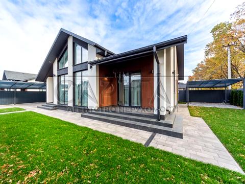 будинок за адресою с. Гатне, Прикордонна вул., 2