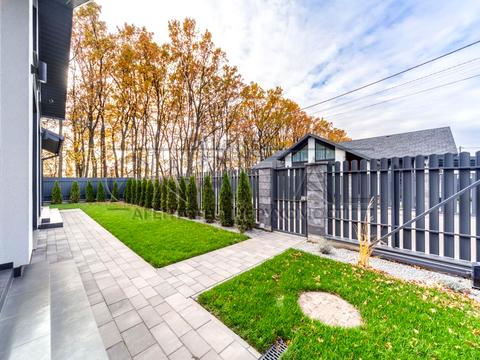 будинок за адресою с. Гатне, Прикордонна вул., 2