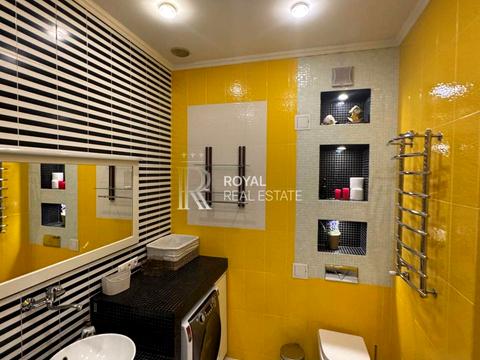 квартира за адресою Євгена Коновальця вул. (Щорса), 32-Б