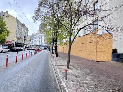 коммерческая по адресу Шота Руставели ул., 3