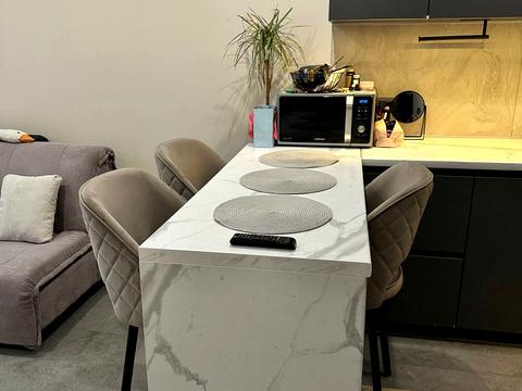 квартира за адресою Олександра Олеся вул., 10