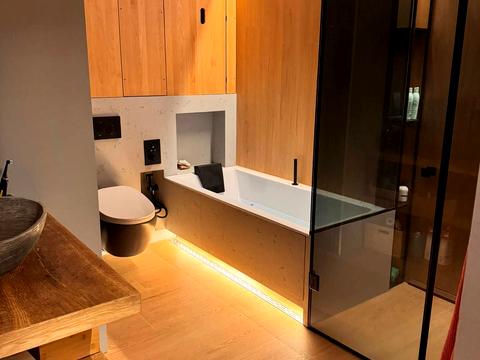 квартира по адресу Думанского ул., 27