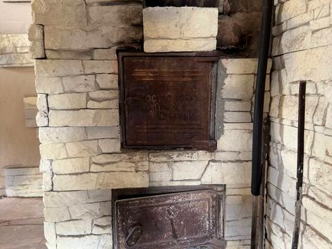 будинок за адресою миру