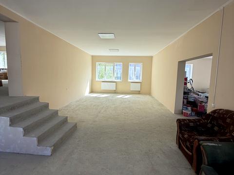 комерційна за адресою Панаса Мирного вул., 24а