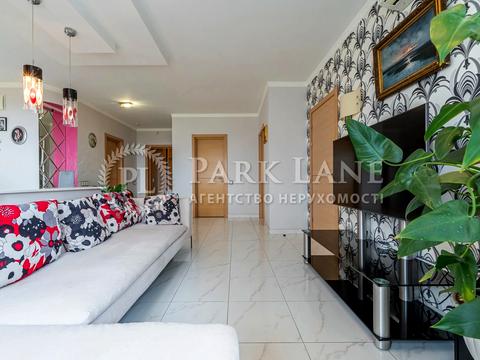 квартира за адресою Любомира Гузара просп. (Космонавта Комарова), 26